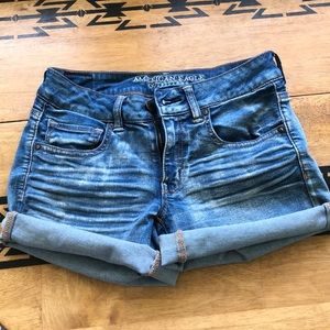 American eagle cuffed shorts.